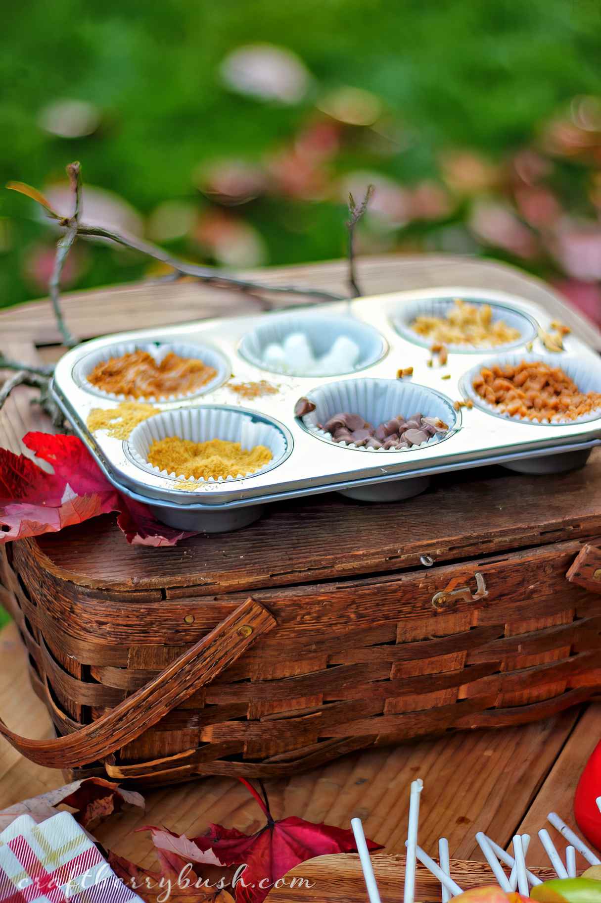 An Apple & Caramel Bar