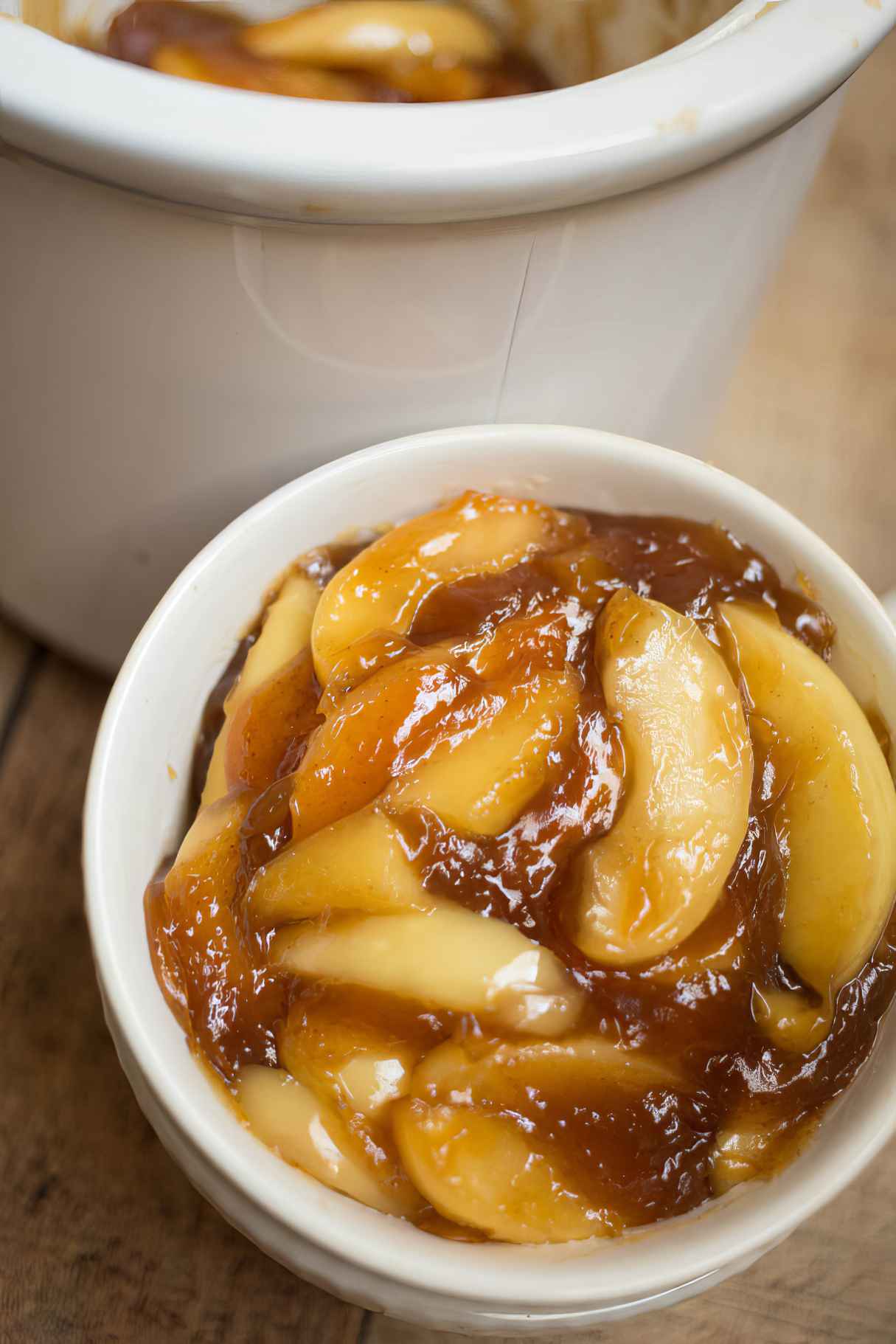 Easy Crock Pot Fried Apples