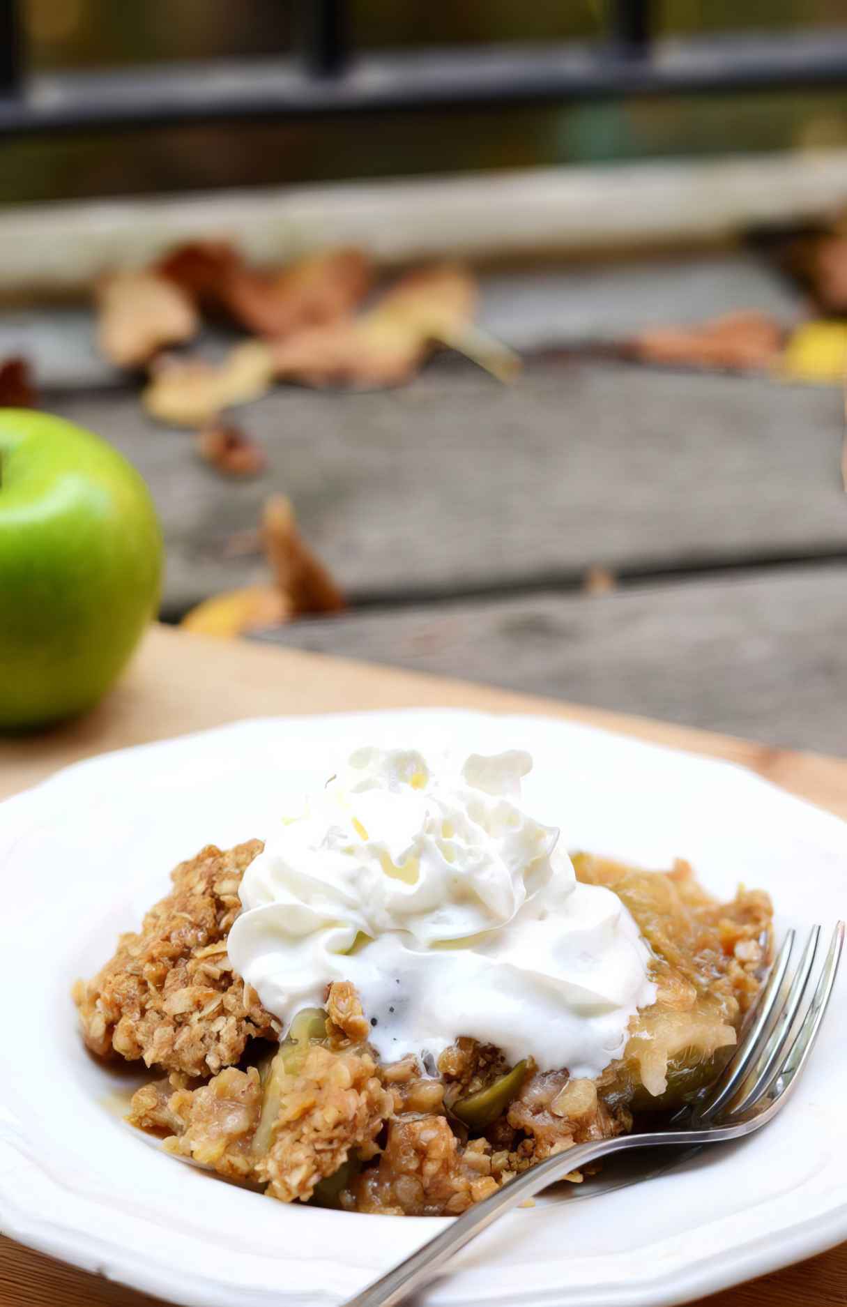 Celebrate Fall with a Salted Caramel Apple Crisp Recipe