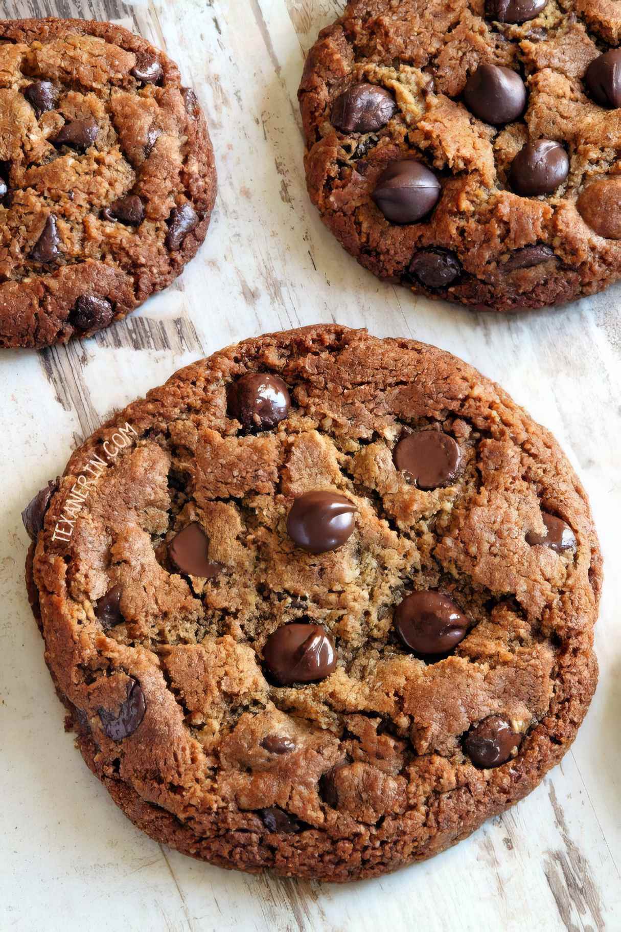 Paleo Peanut Butter Cookies (vegan option, dairy-free)