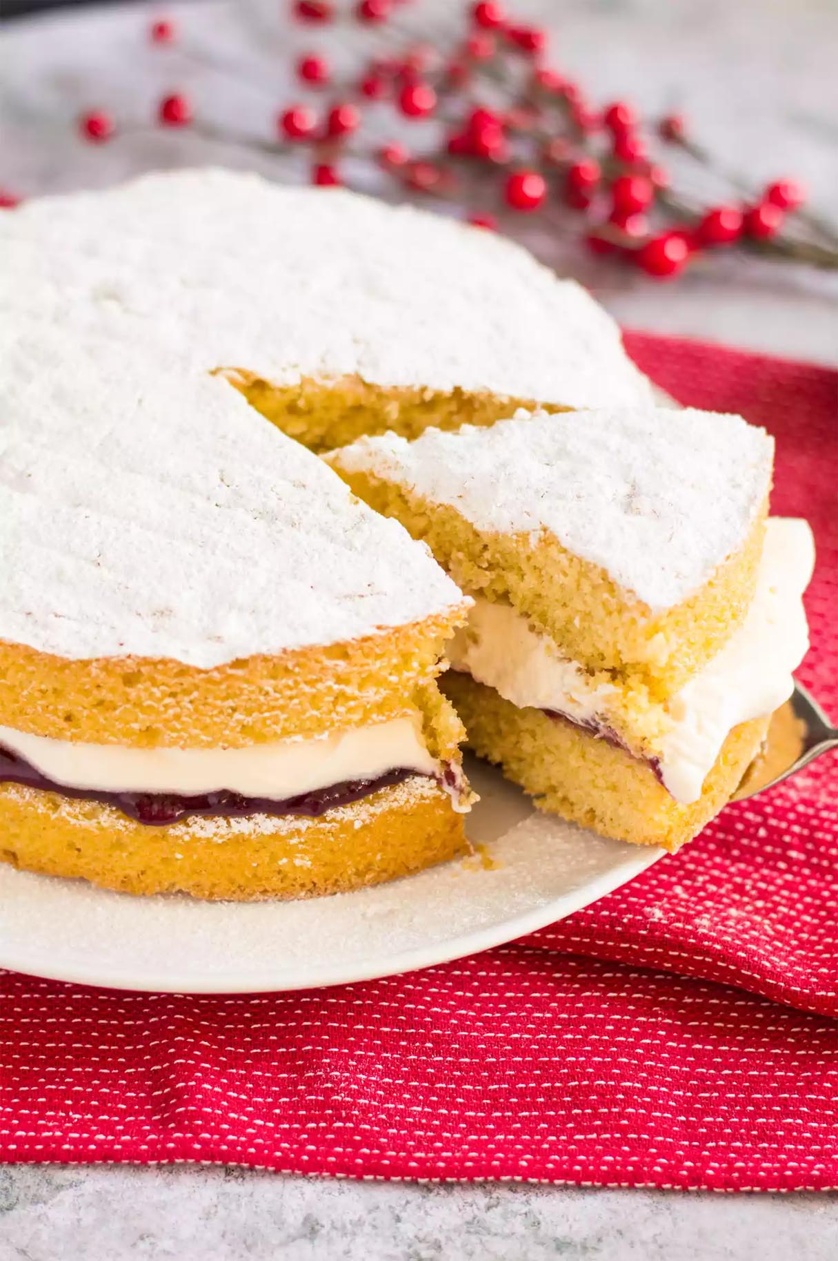 Christmas Spiced Victoria Sponge Cake