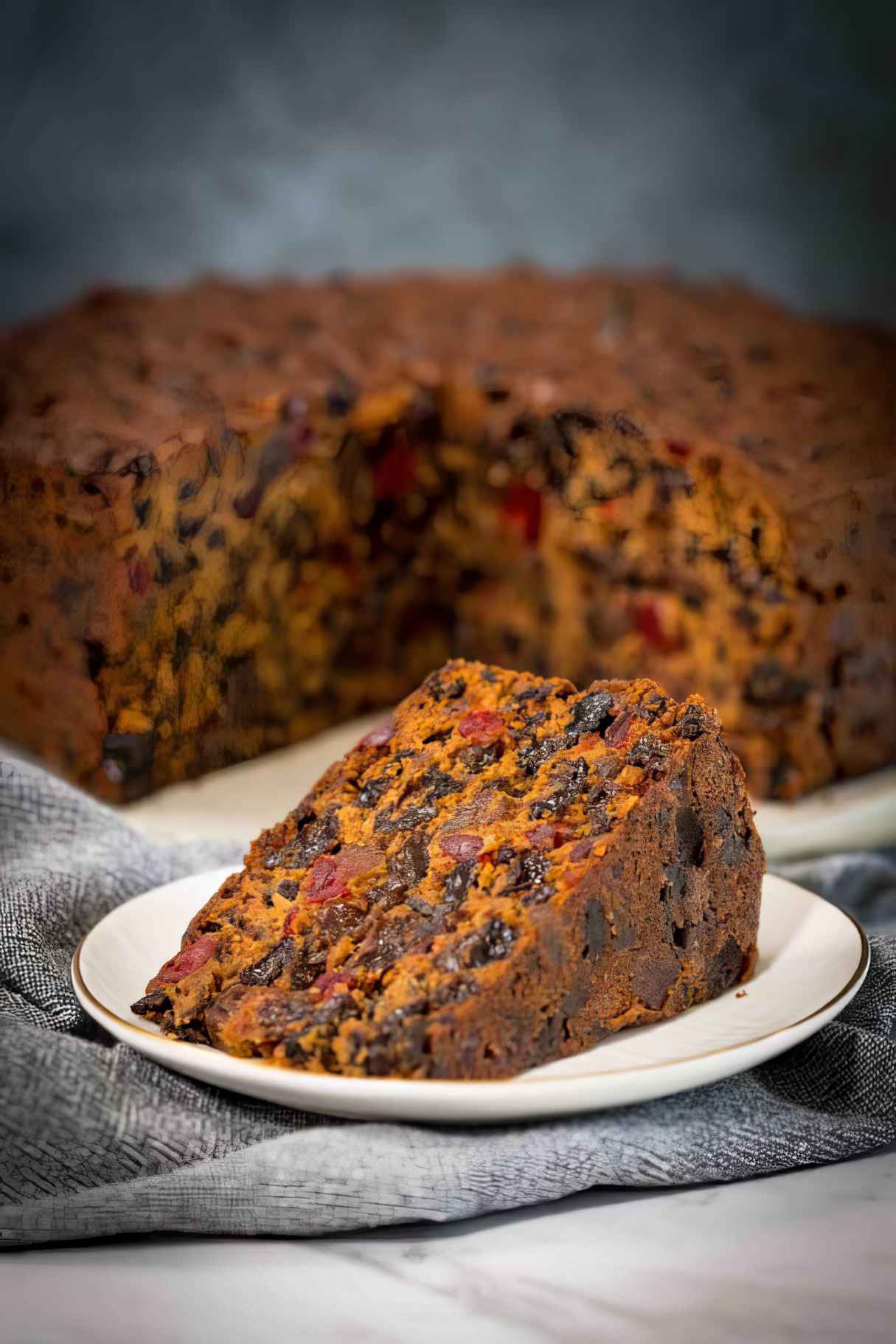 Try The Ultimate Easy Traditional Christmas Cake Recipe