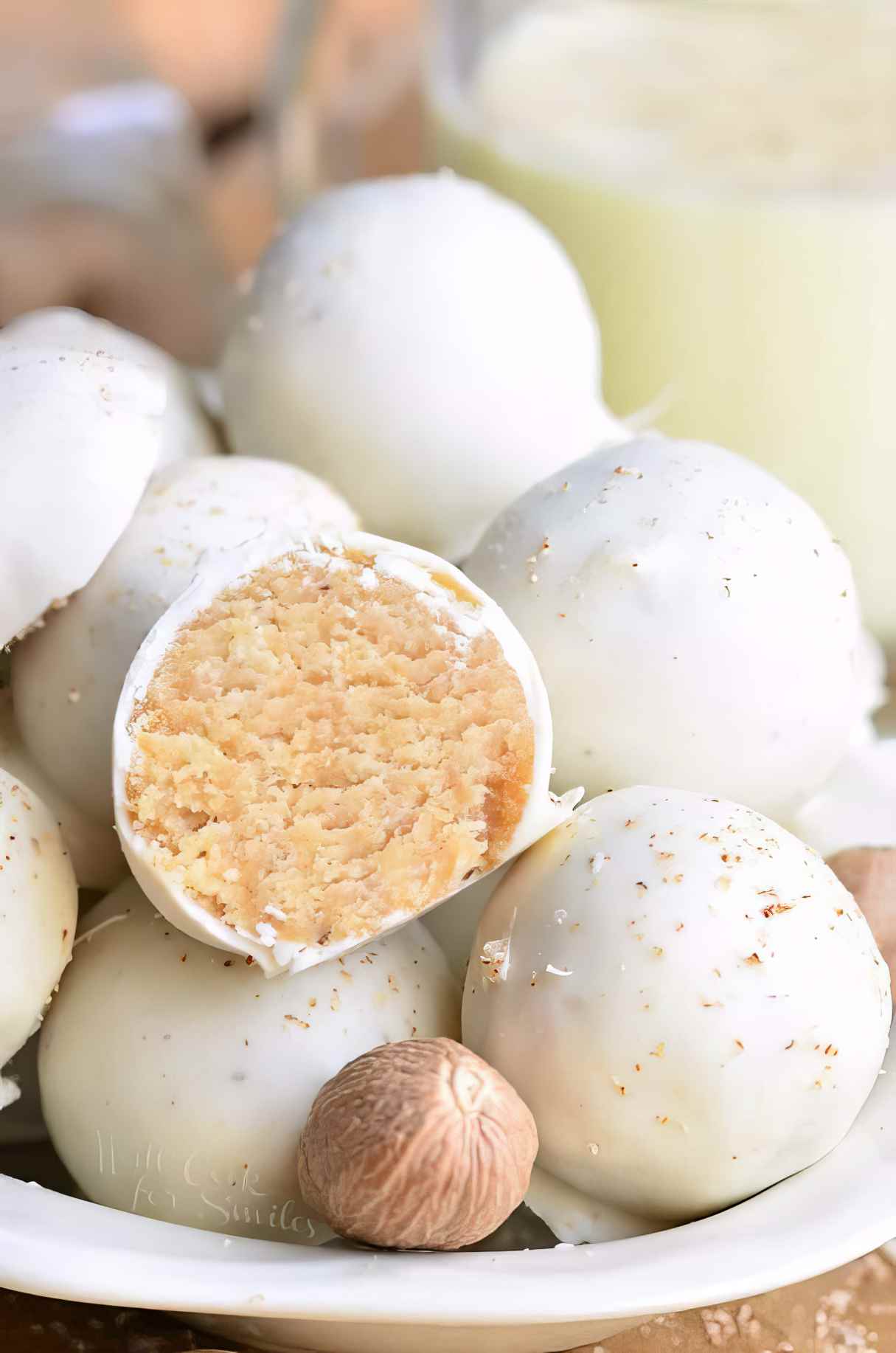 Eggnog Cookie Balls Recipe