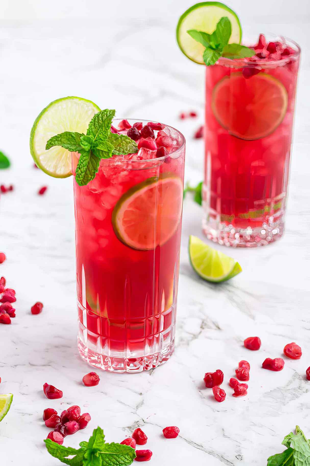 Best Christmas Pomegranate Mojito Mocktails