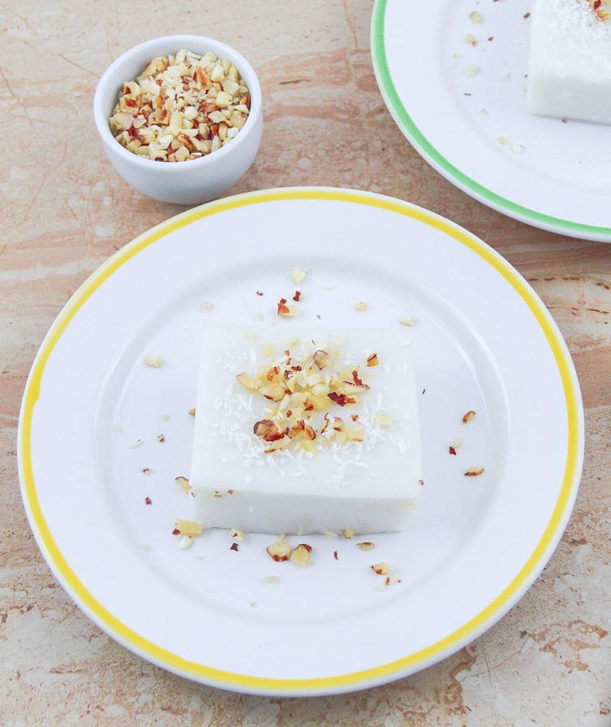 Coconut Pudding (Eggless, Dairyfree Coconut Milk Pudding)