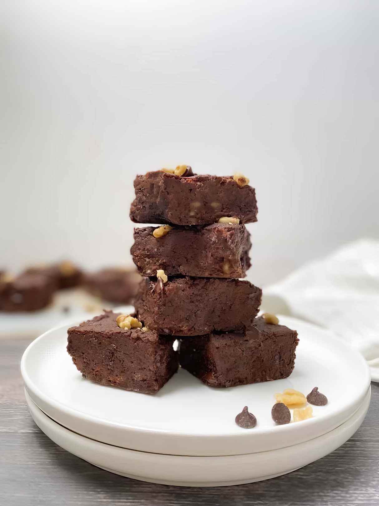 Secretly Healthy Chickpea Brownies [Oil Free]