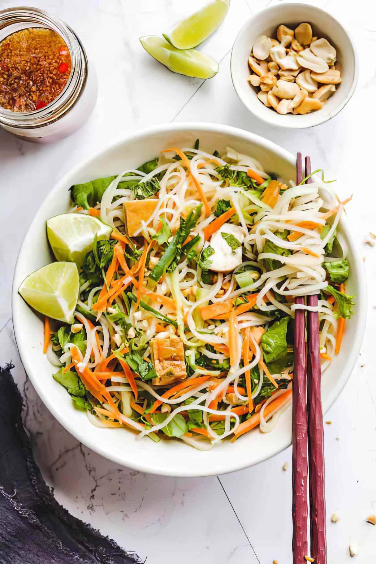 Vietnamese Vermicelli Noodle Salad with Tofu