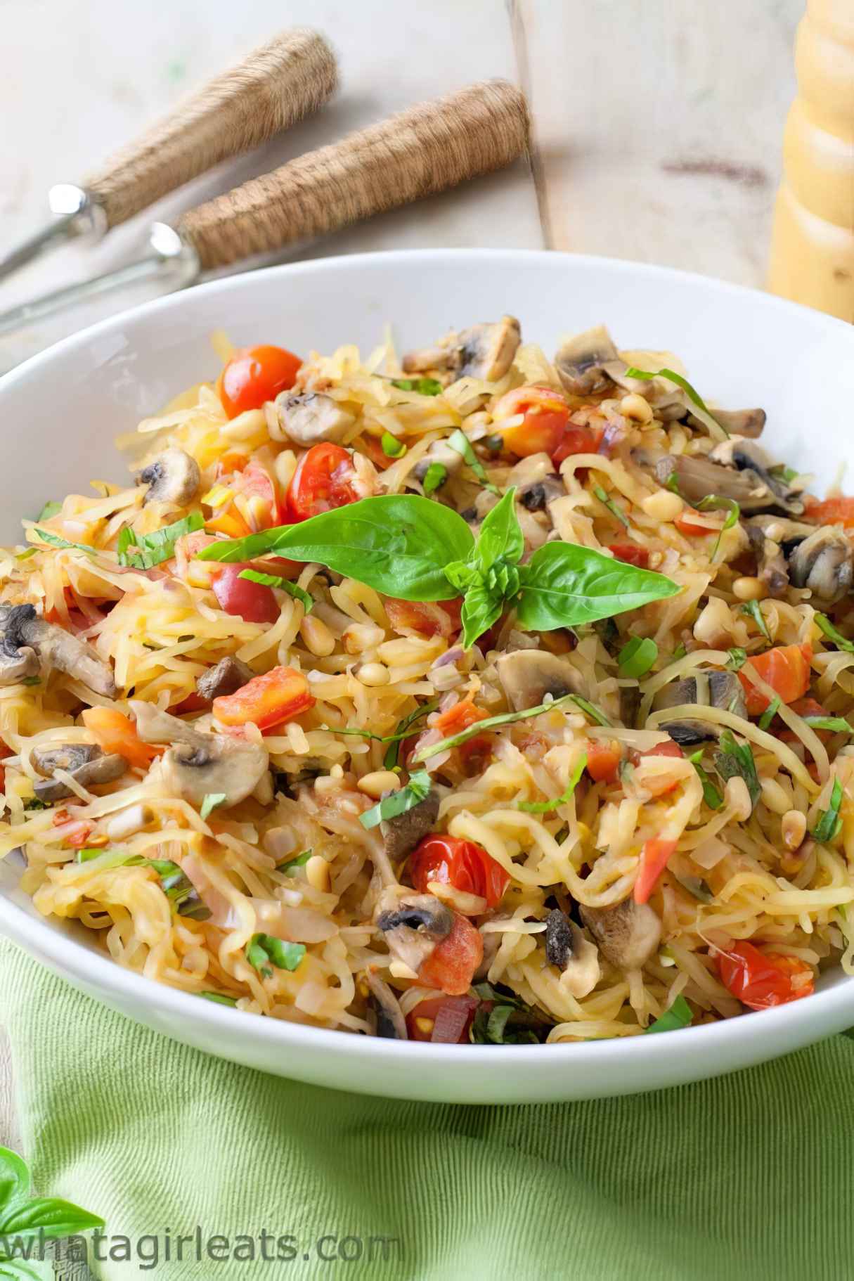 Tomato Mushroom Spaghetti Squash {Whole30 Recipe}