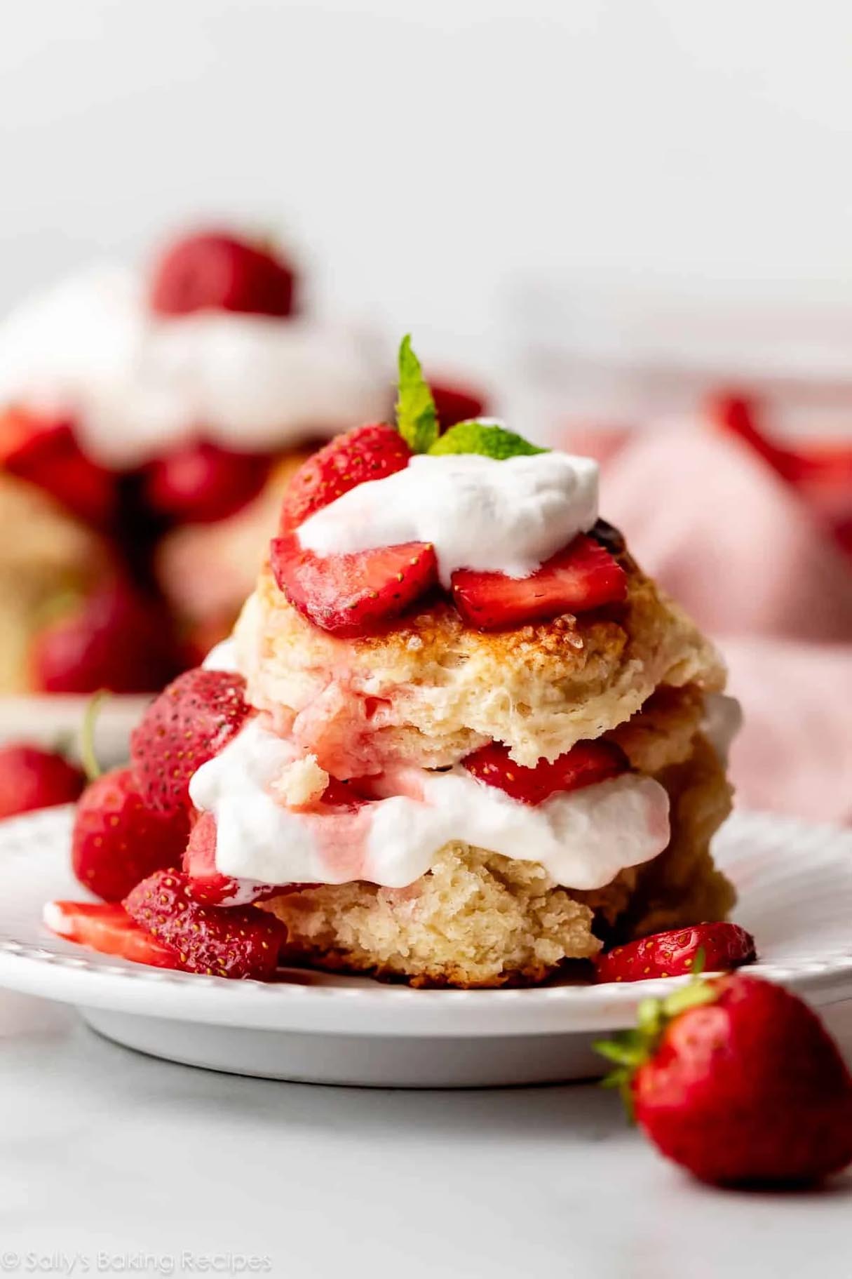 Easy Homemade Strawberry Shortcake