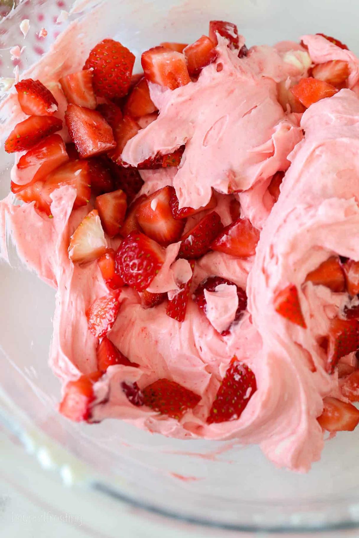 No-Bake Strawberry Delight