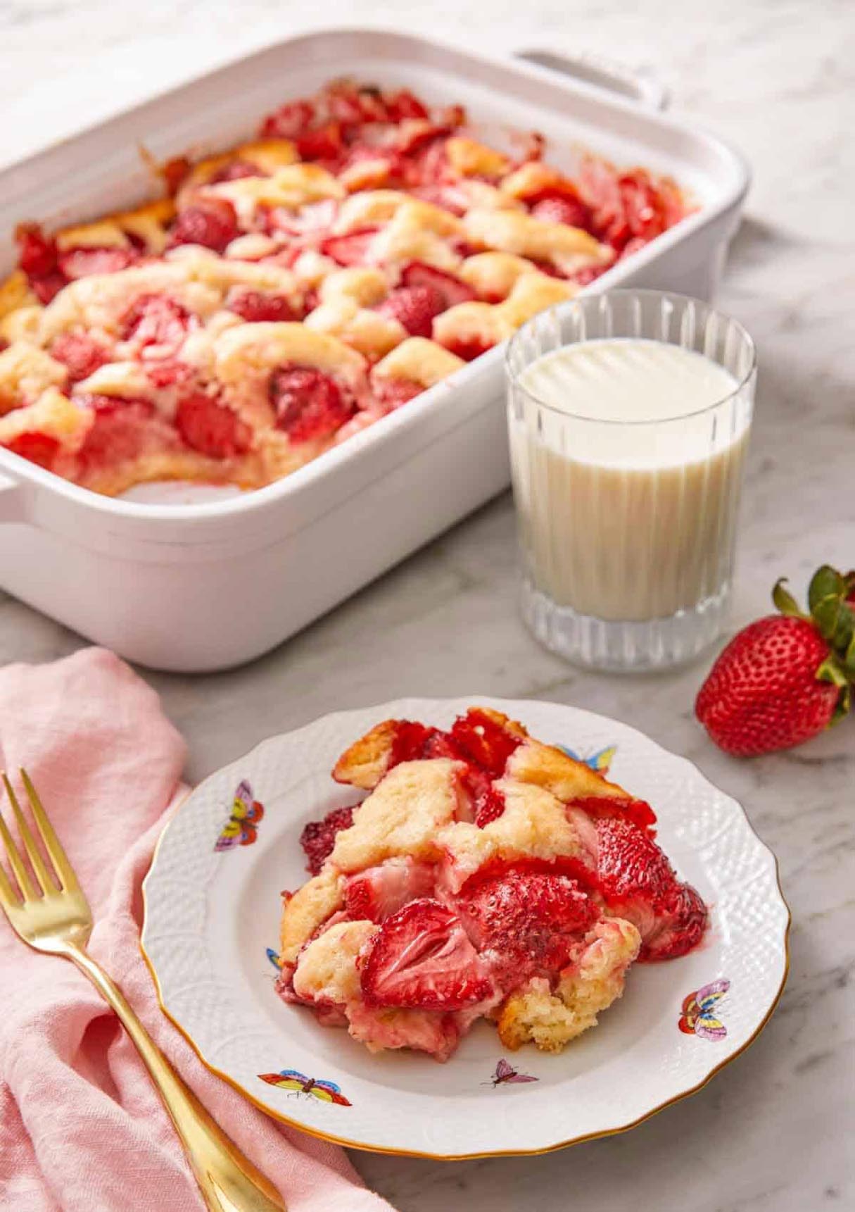 Strawberry Cobbler - Homemade Sweet and Tender Strawberry Dessert