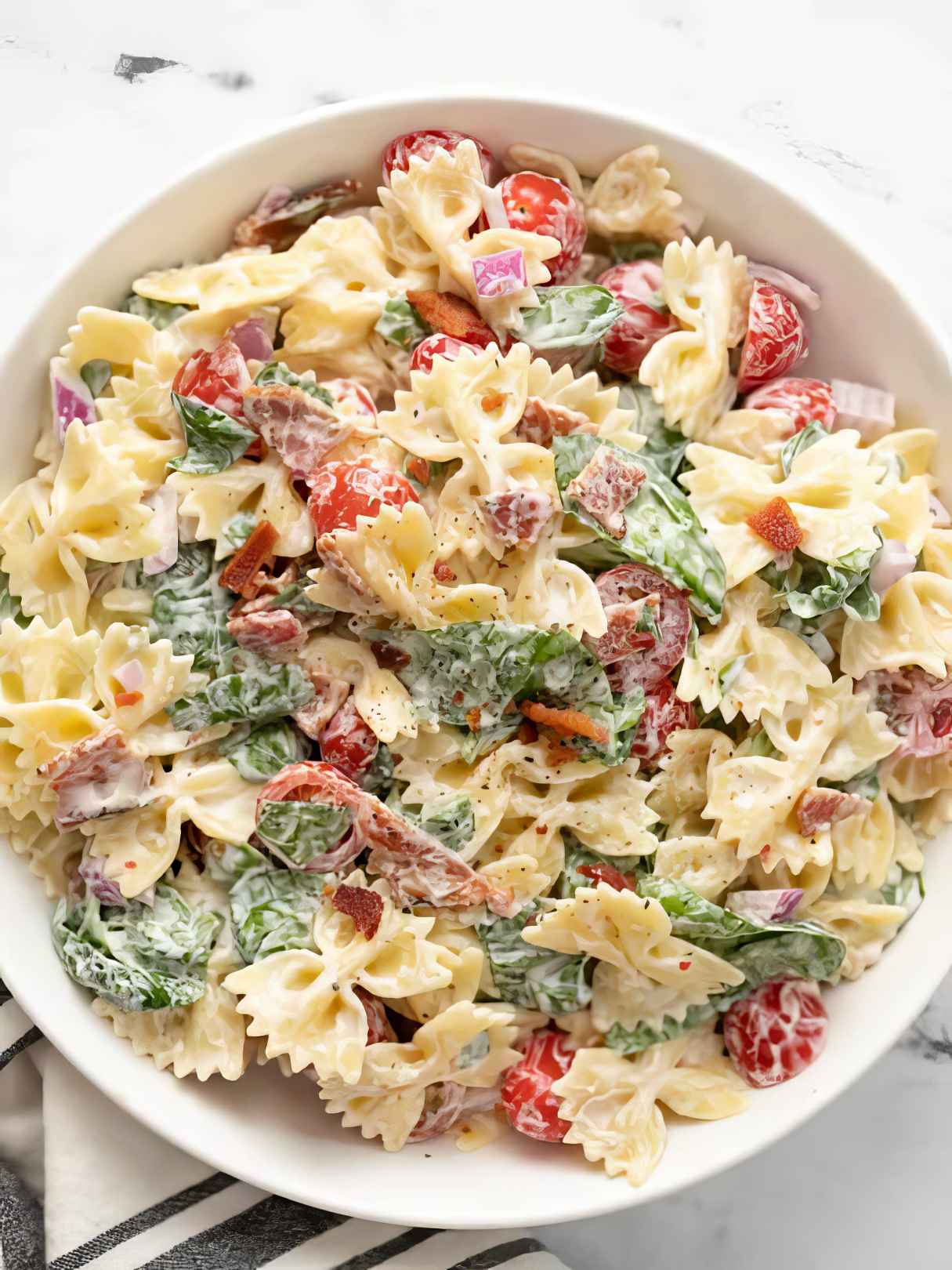 BLT Pasta Salad - Perfect Side for a BBQ, Picnic and Potluck!