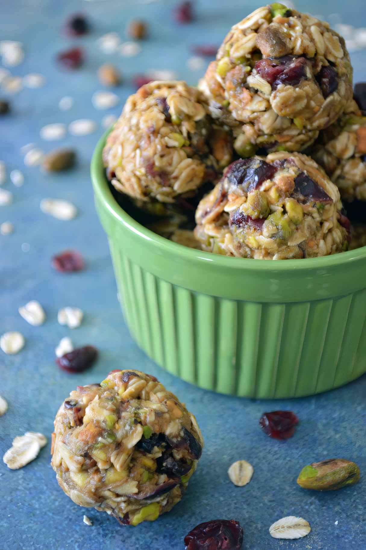 No-Bake Cranberry Pistachio Energy Bites