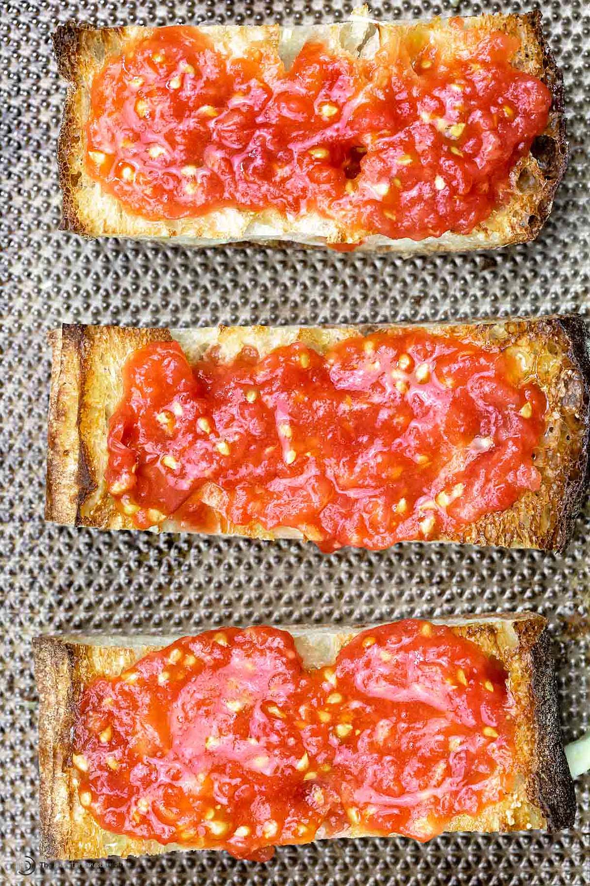 Pan Con Tomate (Easy Spanish Tomato Bread)