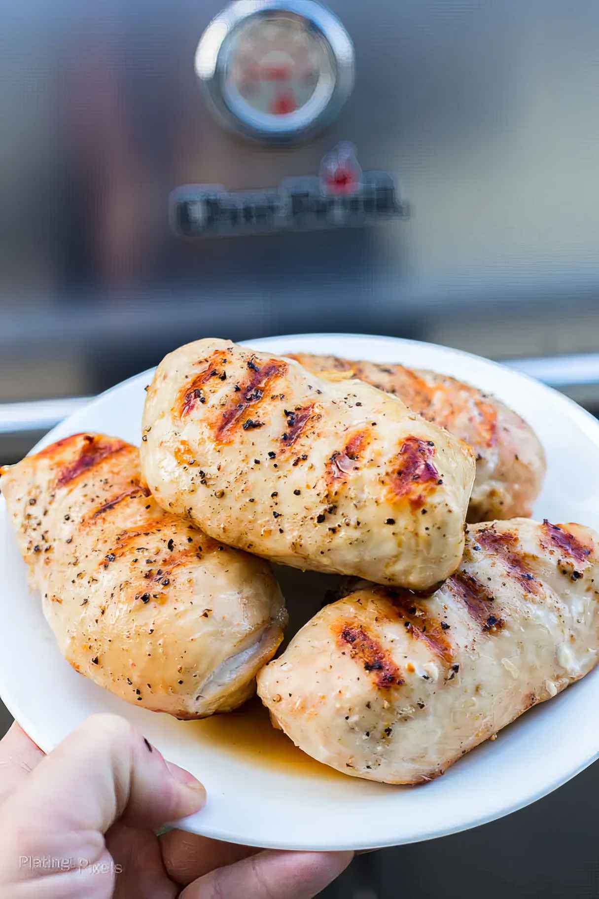 How to Grill Chicken Breast (Juicy and Tender)