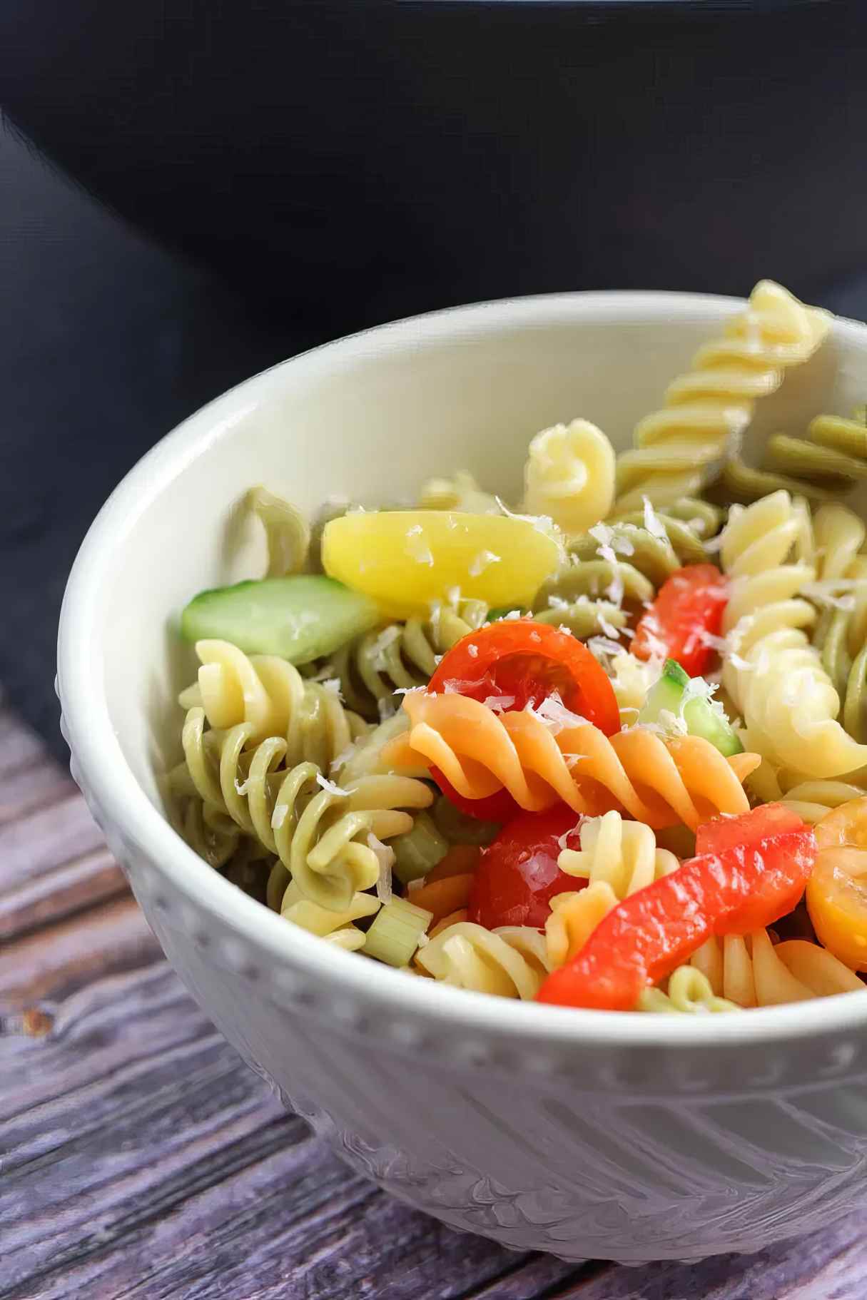 Pasta Salad With Cucumbers and Italian Dressing