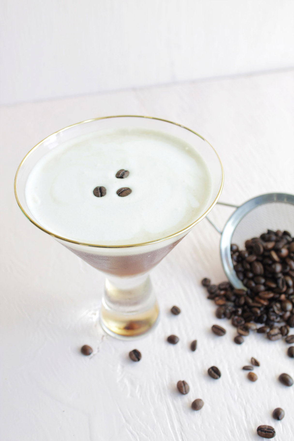 Peanut Butter Whiskey & Kahlua Espresso Martini (5 Ingredients)