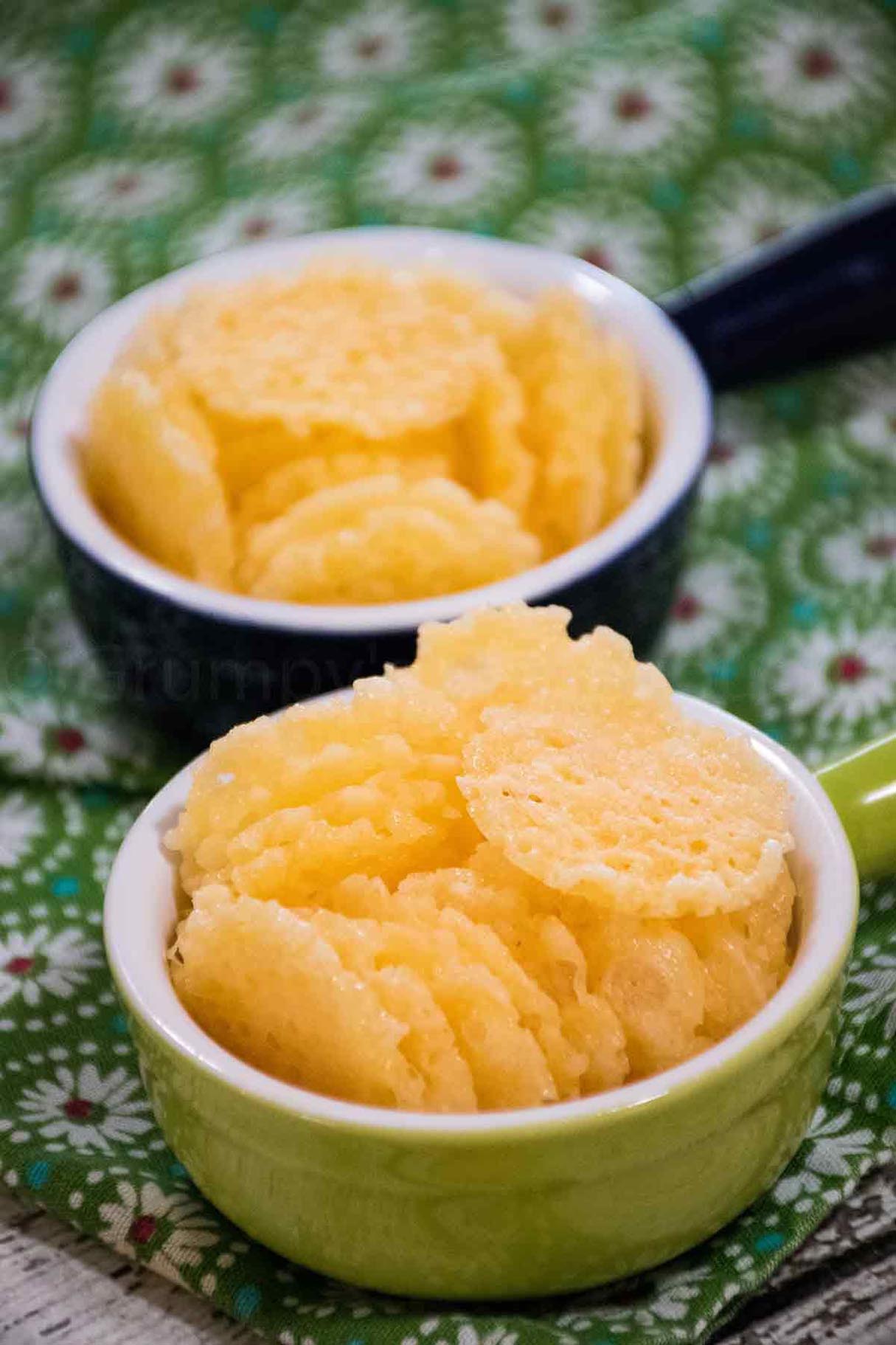 1 Minute Microwave Homemade Parmesan Crisps