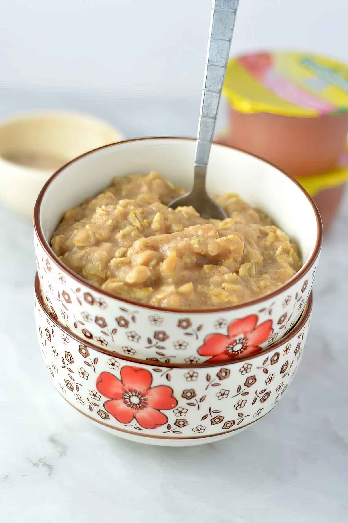 Applesauce Oatmeal