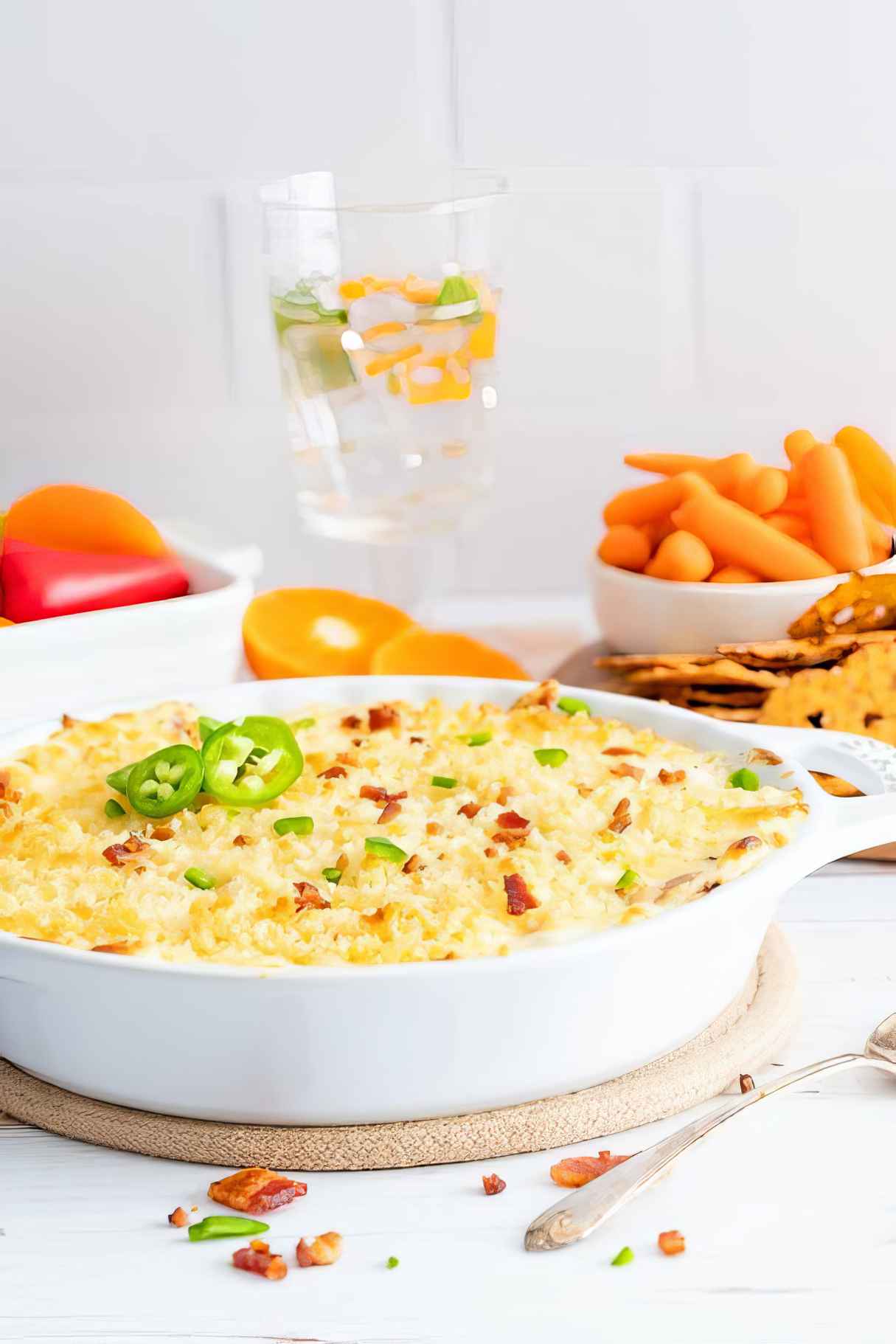 Best Jalapeño Popper Chicken Dip