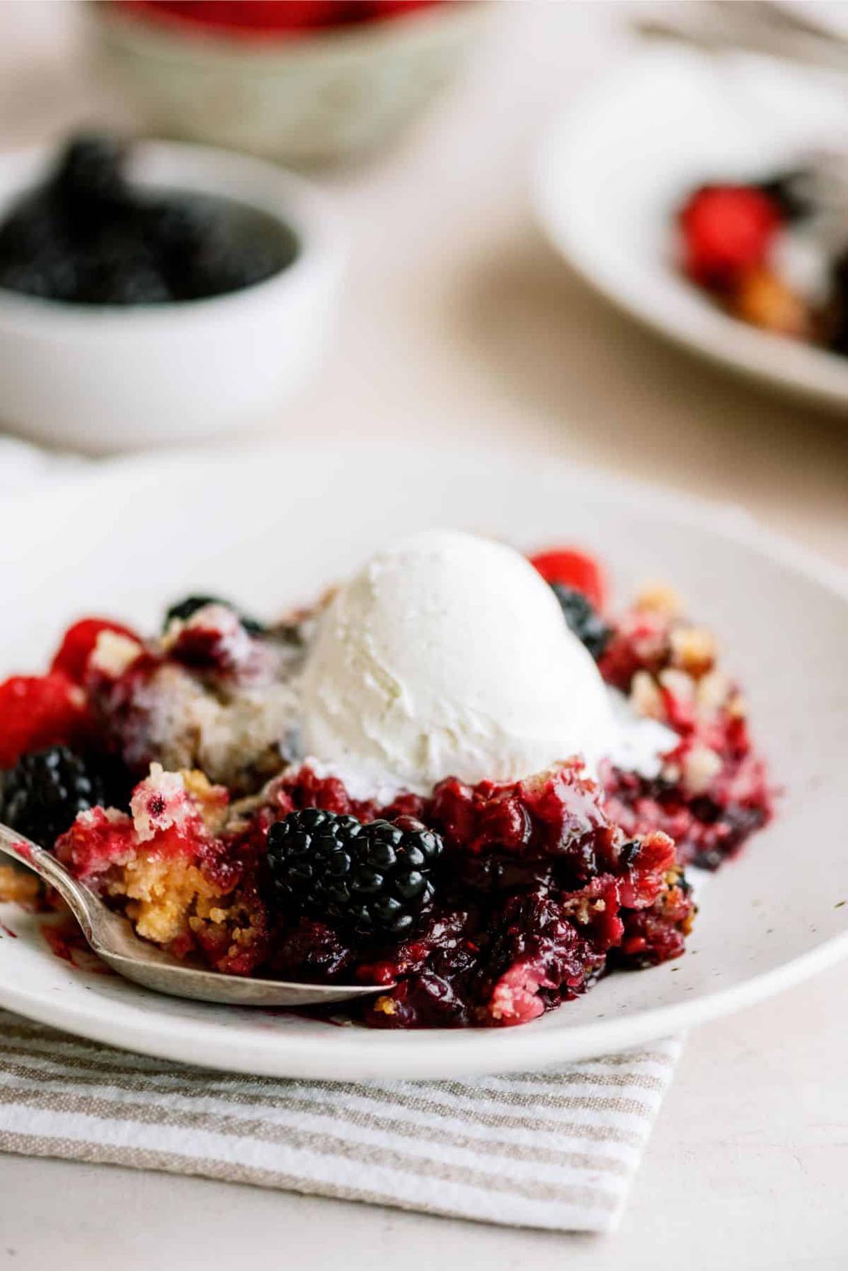 Slow Cooker Berry Compote
