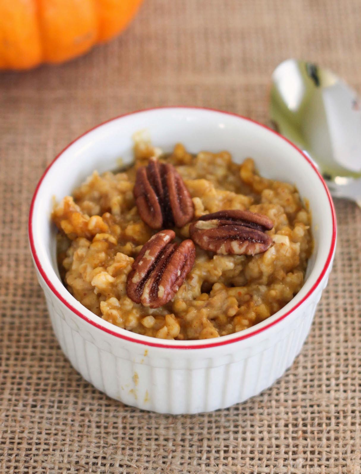 Slow Cooker Pumpkin Pie Oatmeal