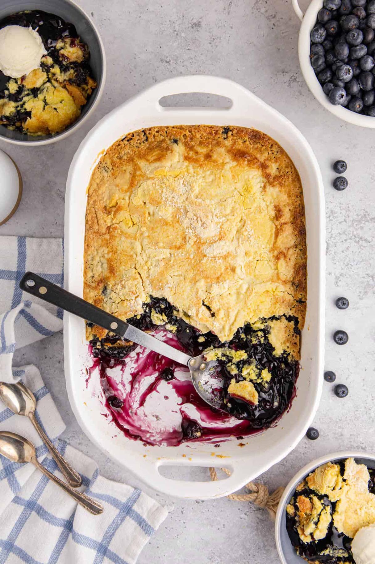 Lemon Blueberry Dump Cake Recipe (Easy Dessert Recipe!)