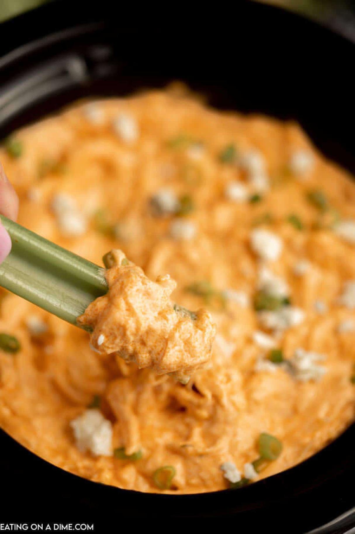 Delicious Crock Pot Buffalo Chicken Dip