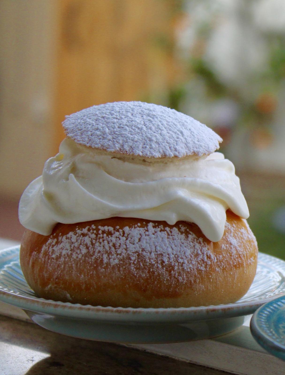 Semlor Buns