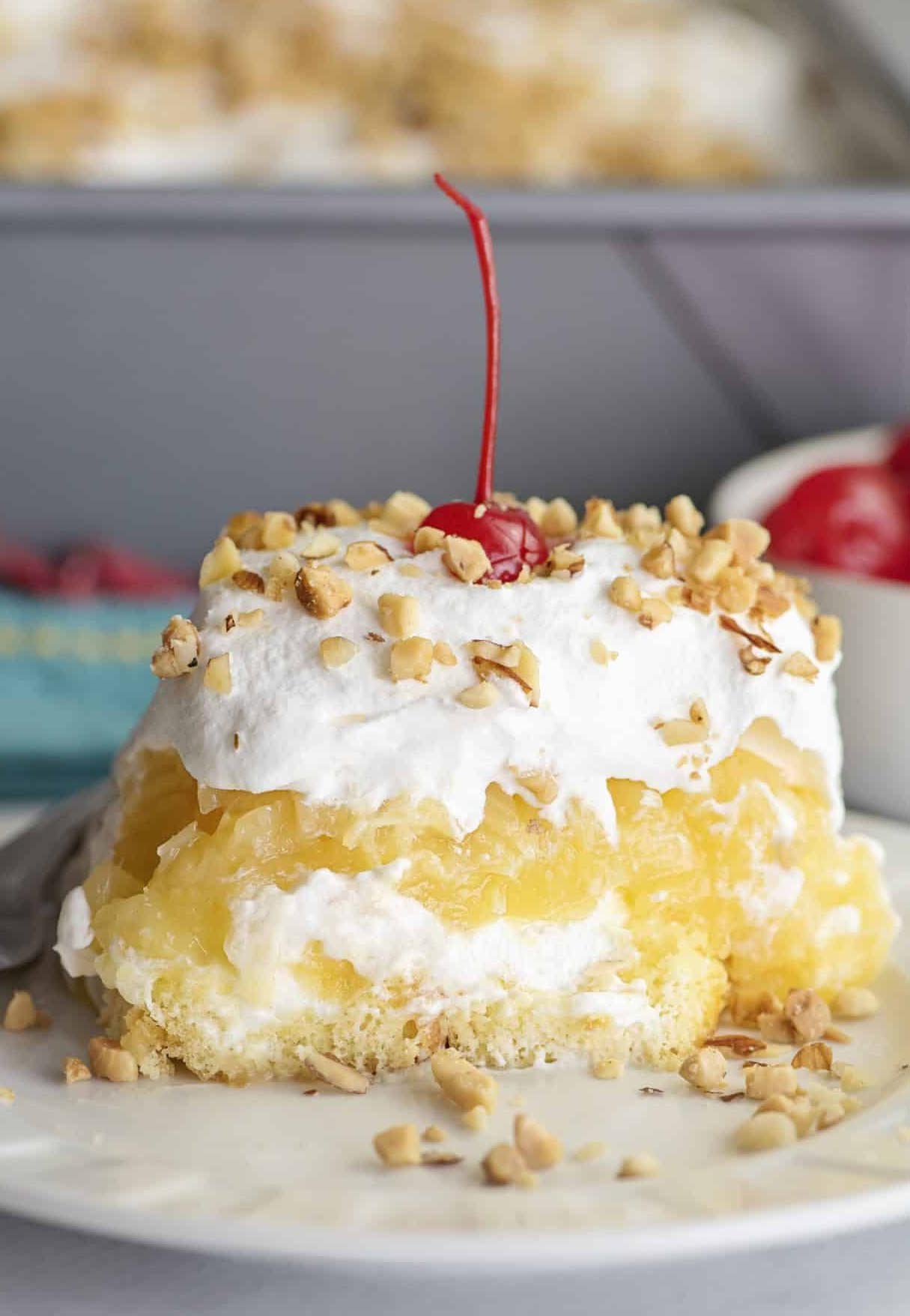 No-Bake Banana Pudding Twinkie Cake