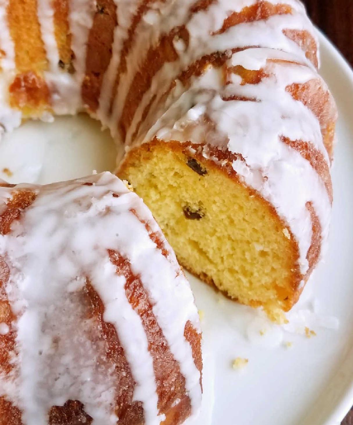 Polish Lemon Babka