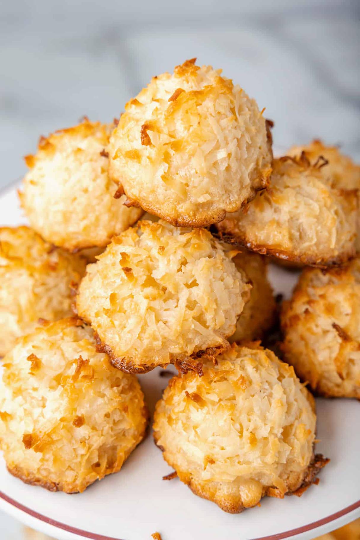 Easy 3-Ingredient Coconut Macaroons