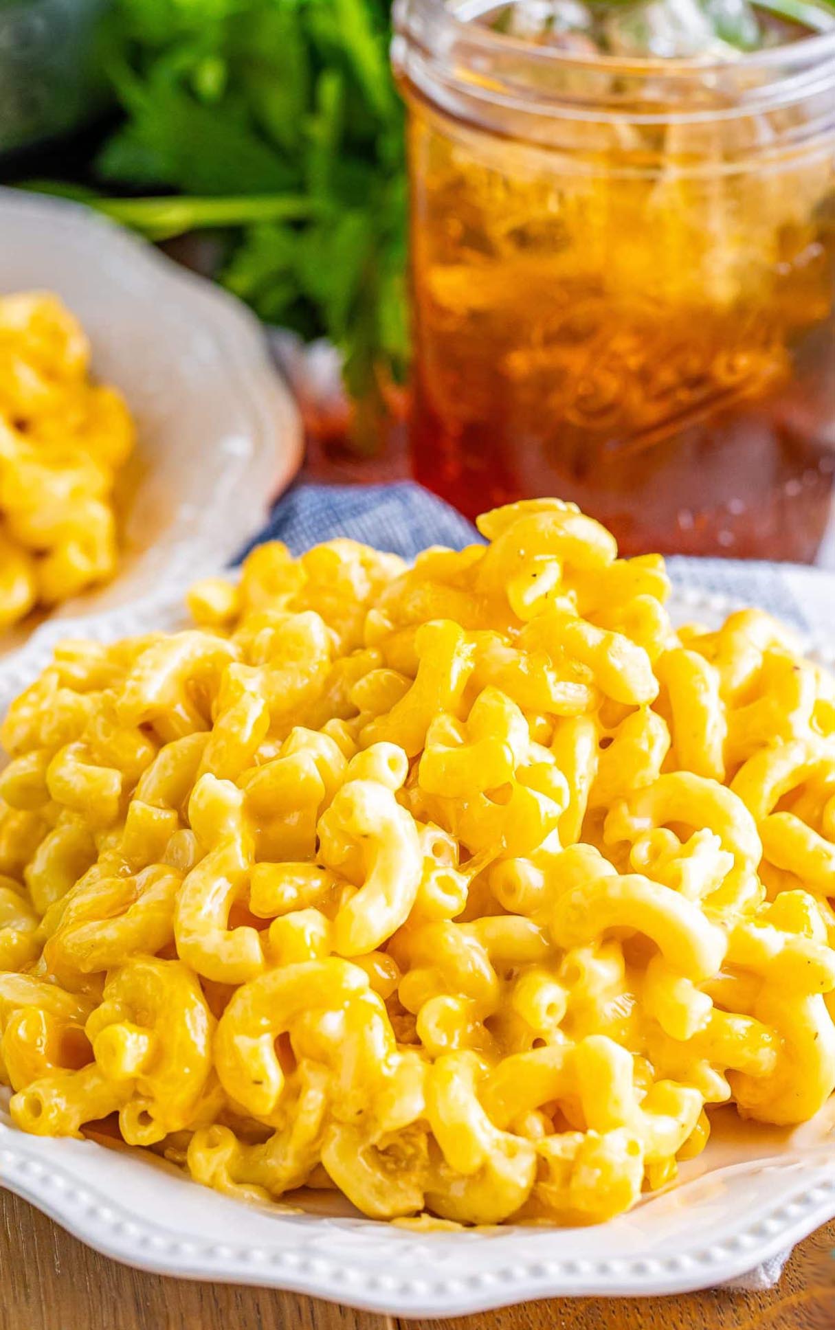 Slow Cooker Macaroni and Cheese