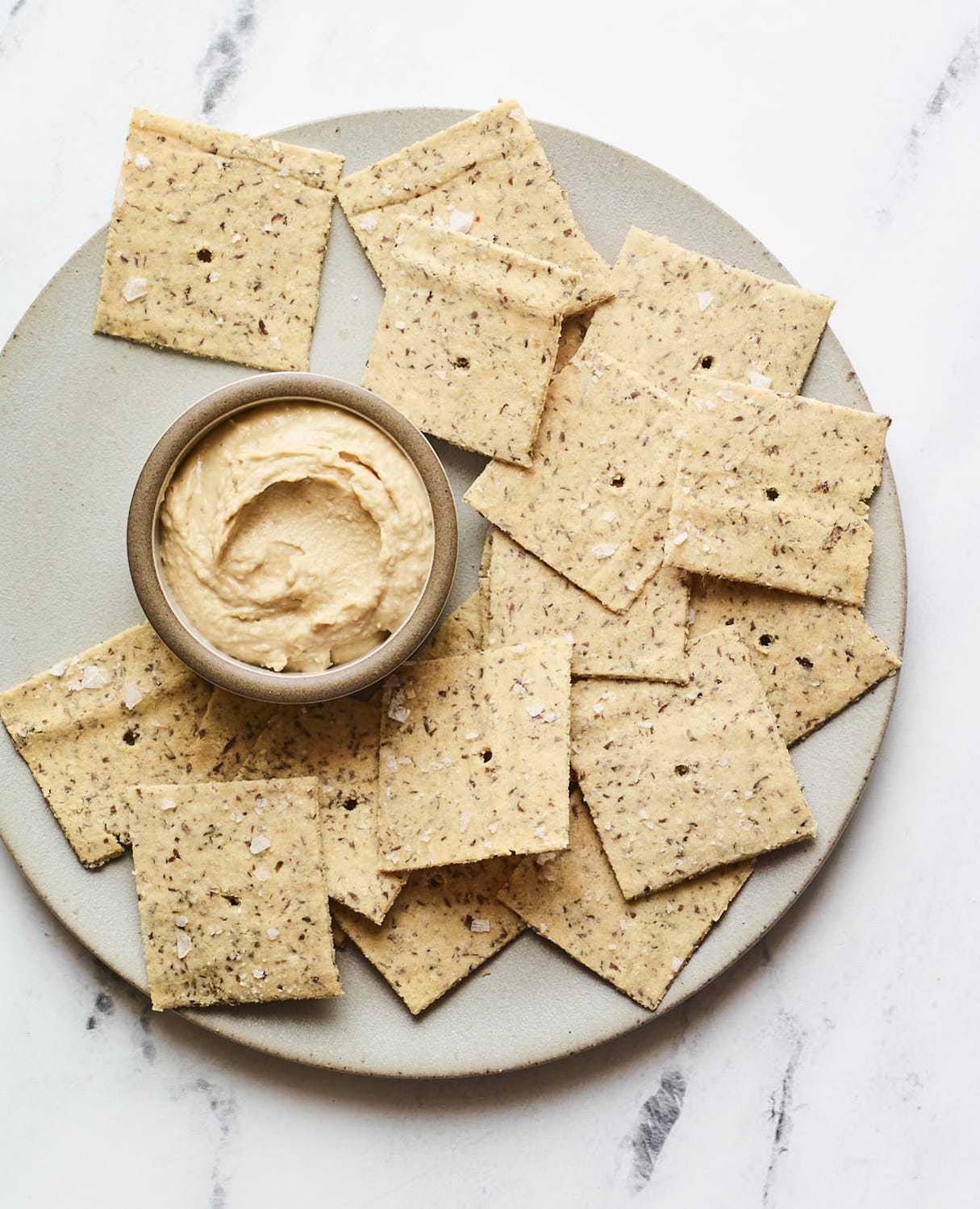 Healthy Almond Flour Crackers - Super Easy Appetizers!