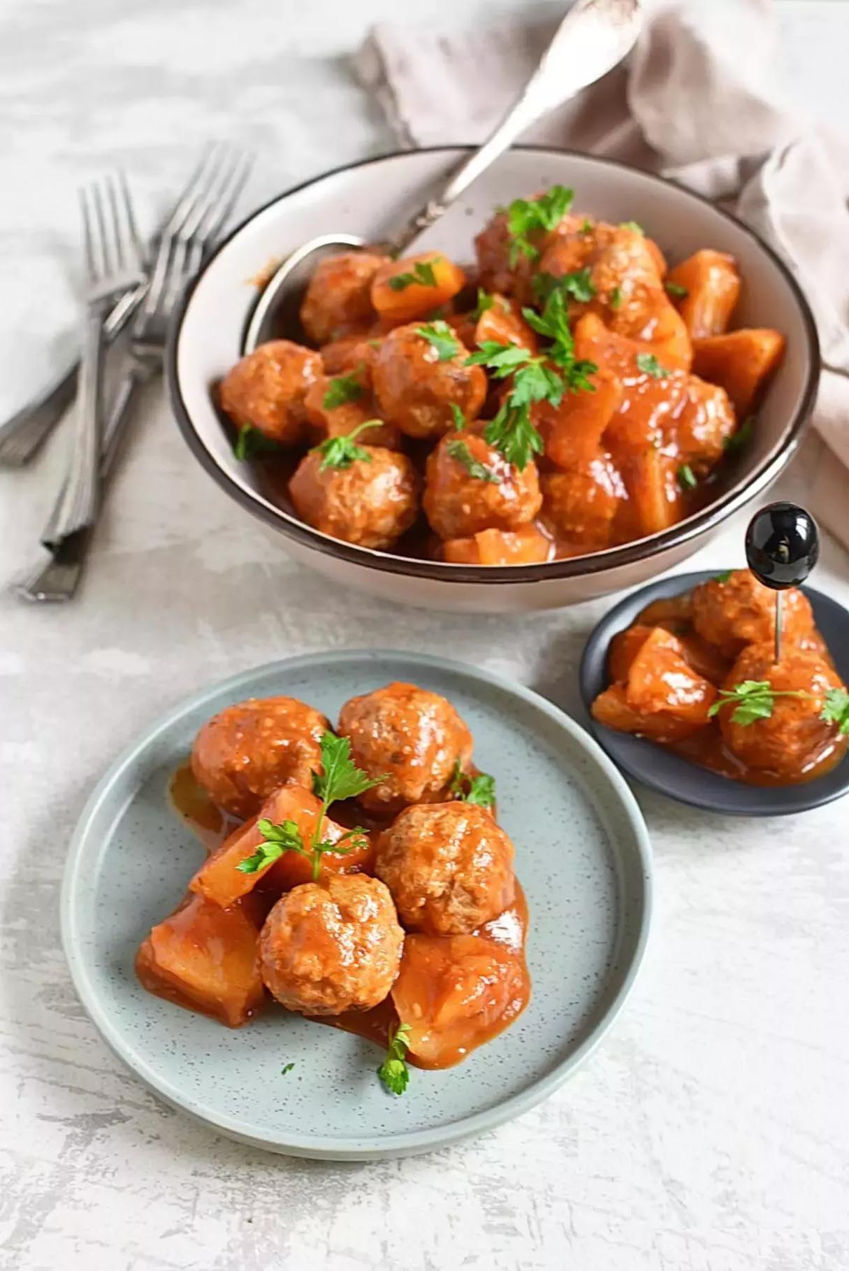 Jewish Sweet and Sour Meatballs
