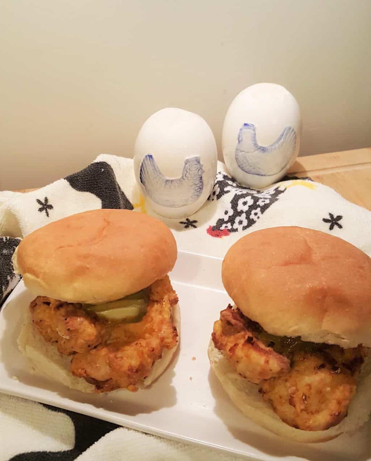 Air Fryer Chick-fil-A Chicken Sandwich {Copycat Recipe}