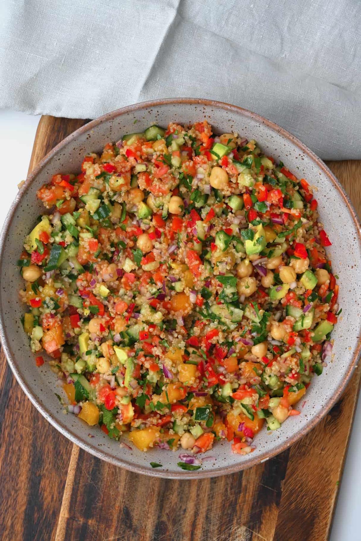 Delicious and Nutritious Quinoa Chickpea Salad