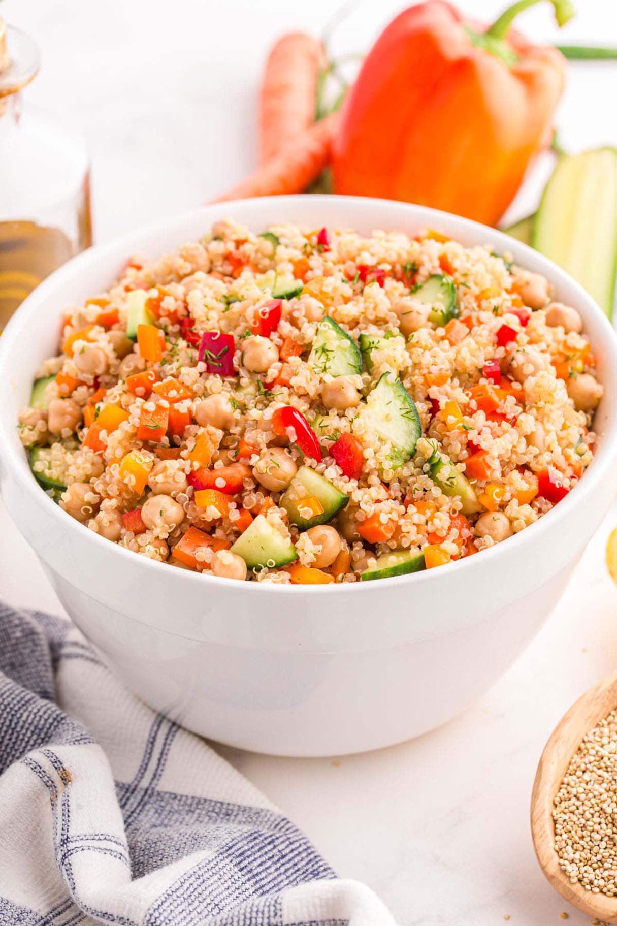 Quinoa Chickpea Salad with Lemon Dill Dressing