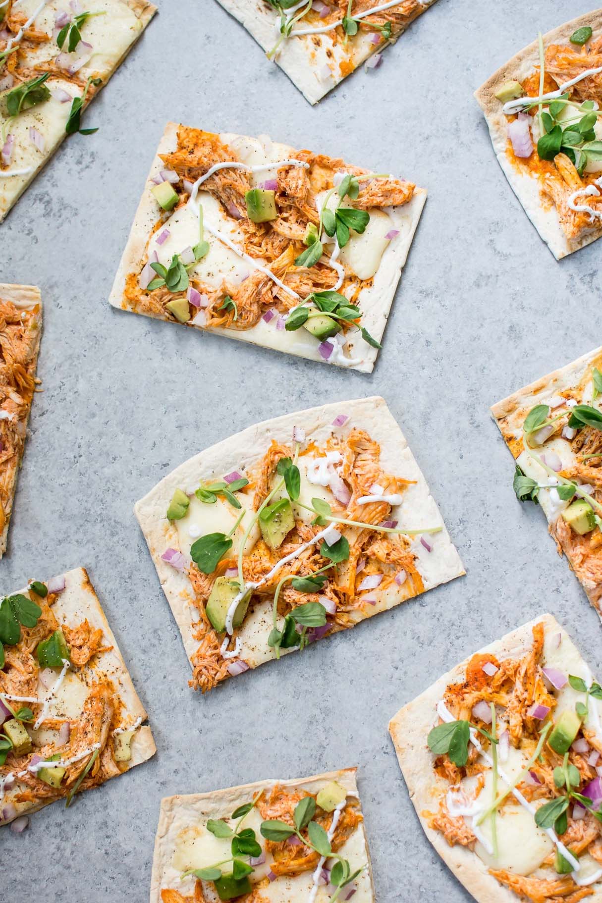 Skinny Buffalo Chicken Flatbread Pizza