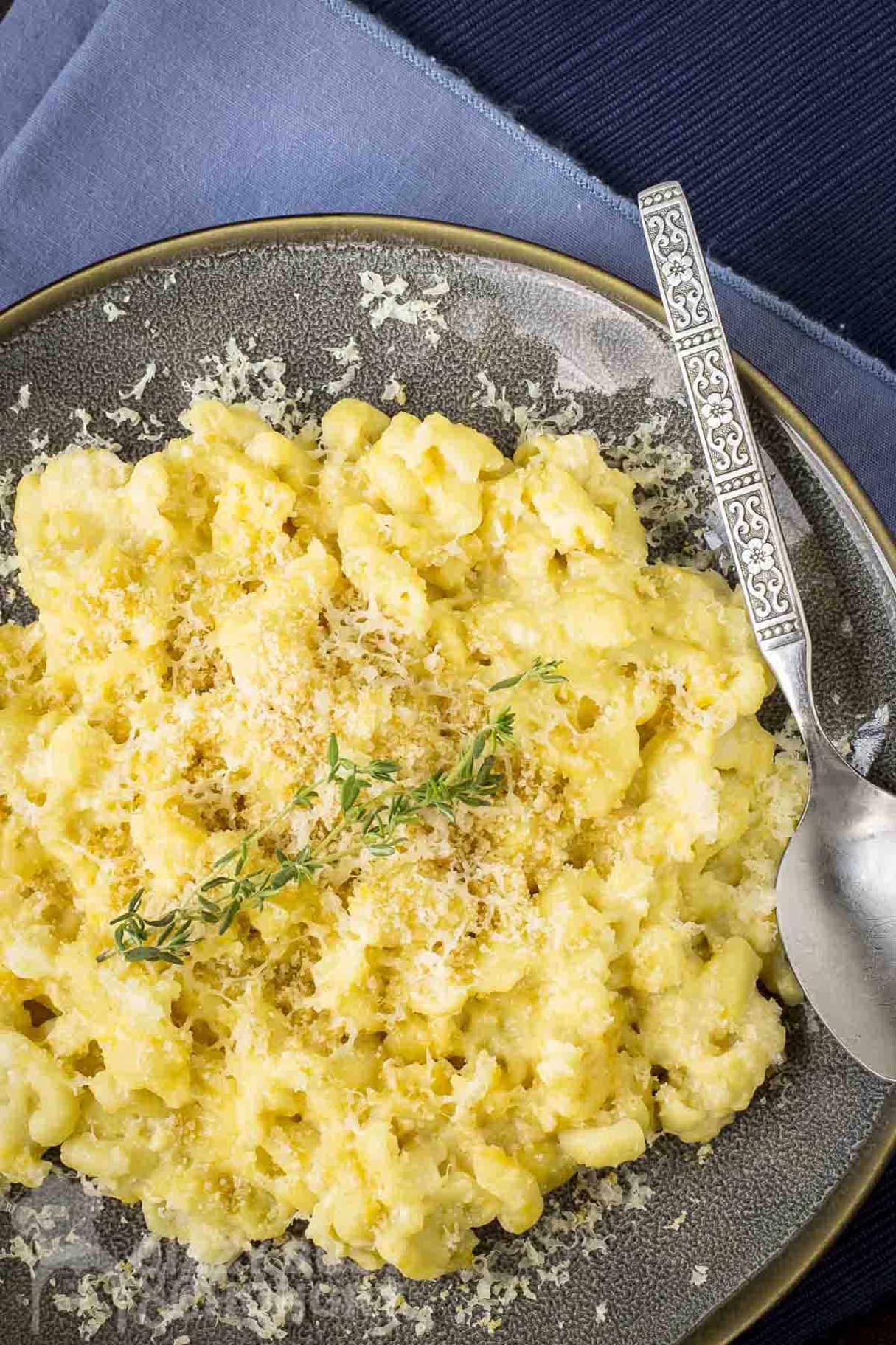 Slow Cooker Cauliflower Mac and Cheese